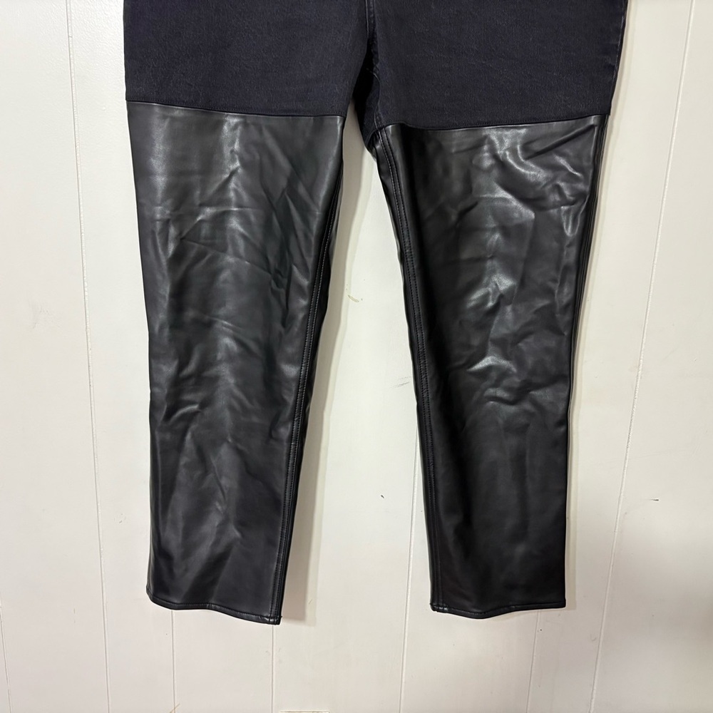 Abercrombie & Fitch The 90’s Straight Ultra High Rise Jeans Black Leather 34/18 - Picture 5 of 9